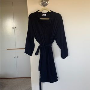MIKOH Linen black cover up